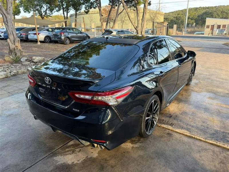 Toyota Camry XSE V6 2019