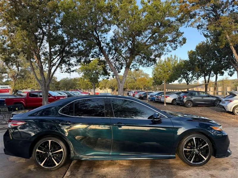 Toyota Camry XSE V6 2019