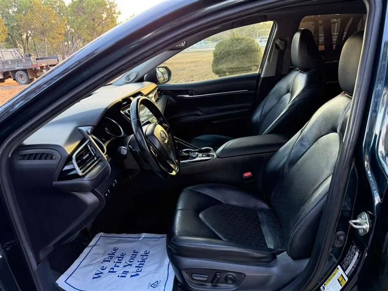 Toyota Camry XSE V6 2019