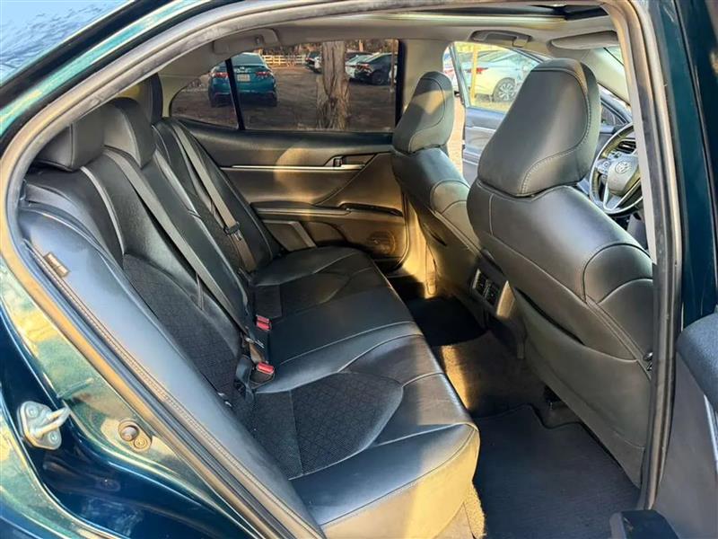 Toyota Camry XSE V6 2019