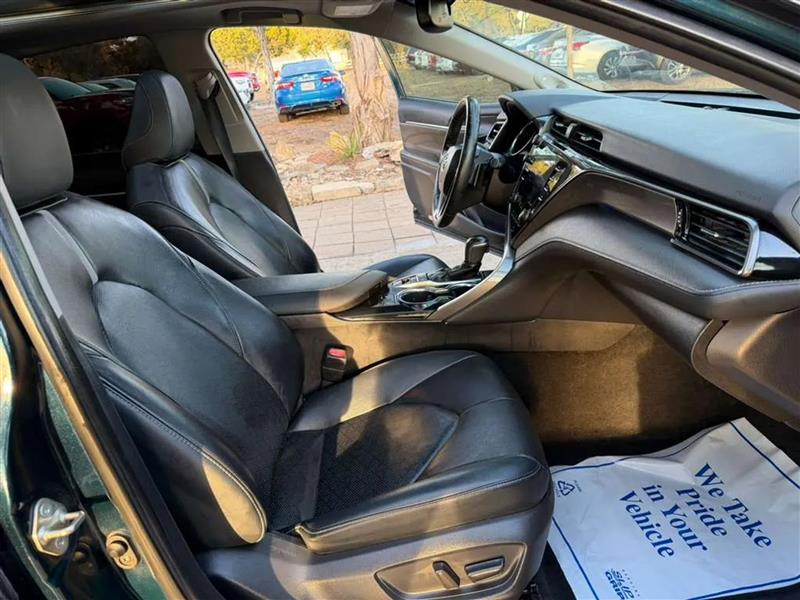 Toyota Camry XSE V6 2019