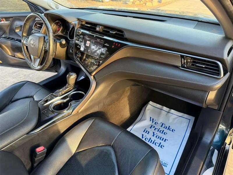 Toyota Camry XSE V6 2019