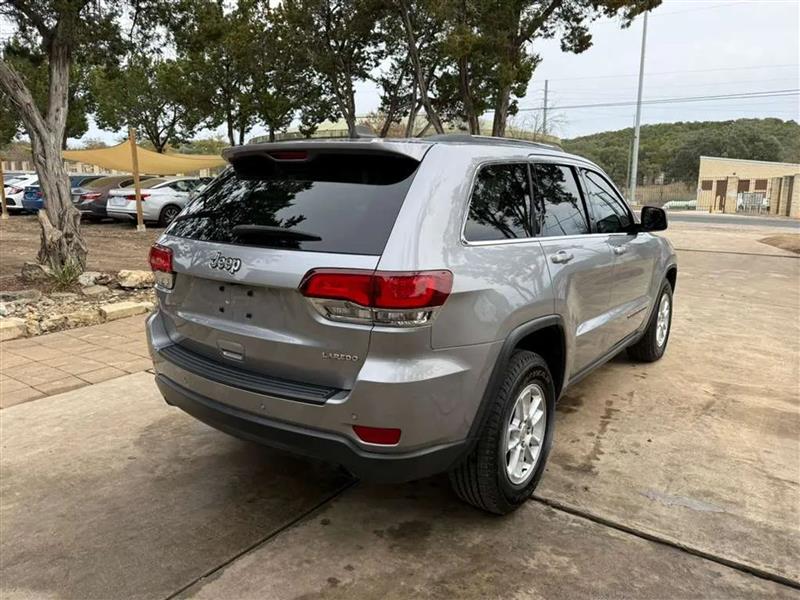 Jeep Grand Cherokee Laredo 2WD 2020