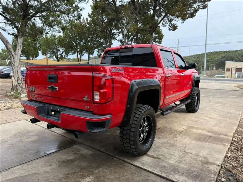 Chevrolet Silverado 1500 LTZ Crew Cab 4WD 2017