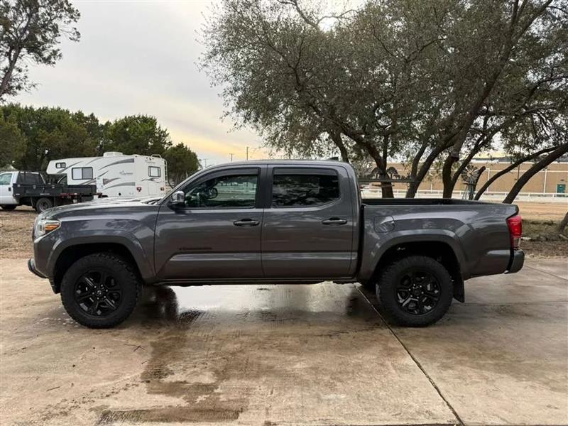 Toyota Tacoma SR5 Double Cab Long Bed V6 6AT 2WD 2016