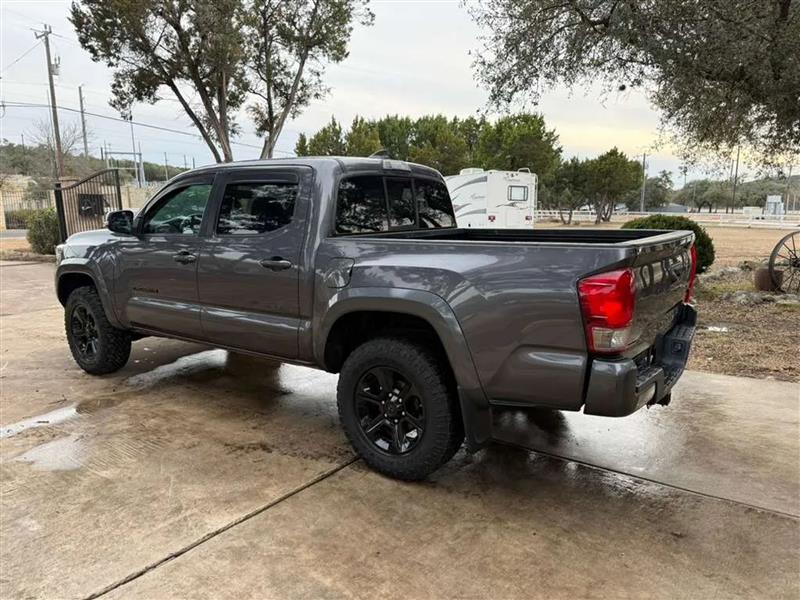Toyota Tacoma SR5 Double Cab Long Bed V6 6AT 2WD 2016