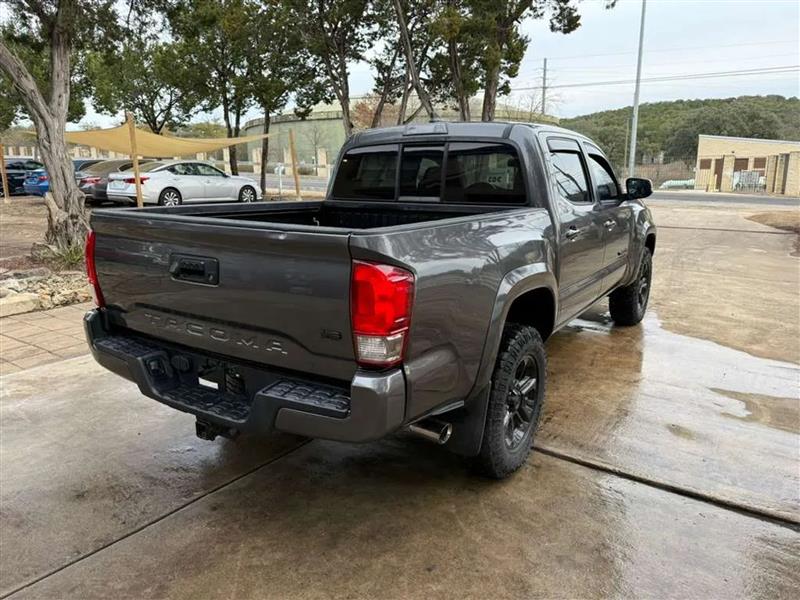 Toyota Tacoma SR5 Double Cab Long Bed V6 6AT 2WD 2016