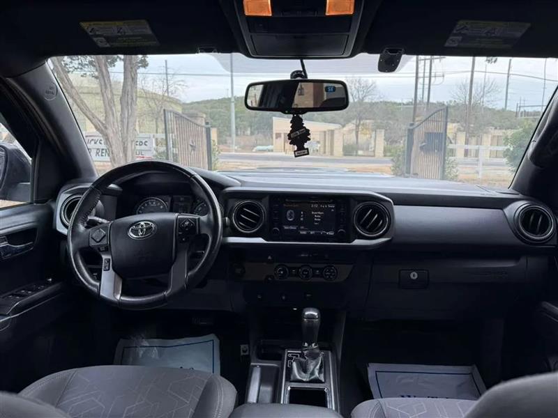 Toyota Tacoma SR5 Double Cab Long Bed V6 6AT 2WD 2016