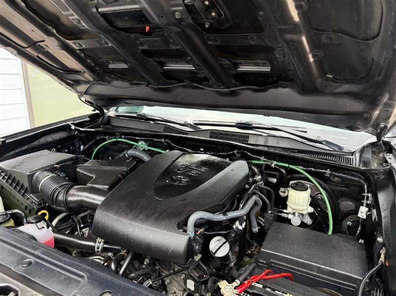 Toyota Tacoma SR5 Double Cab Long Bed V6 6AT 2WD 2016