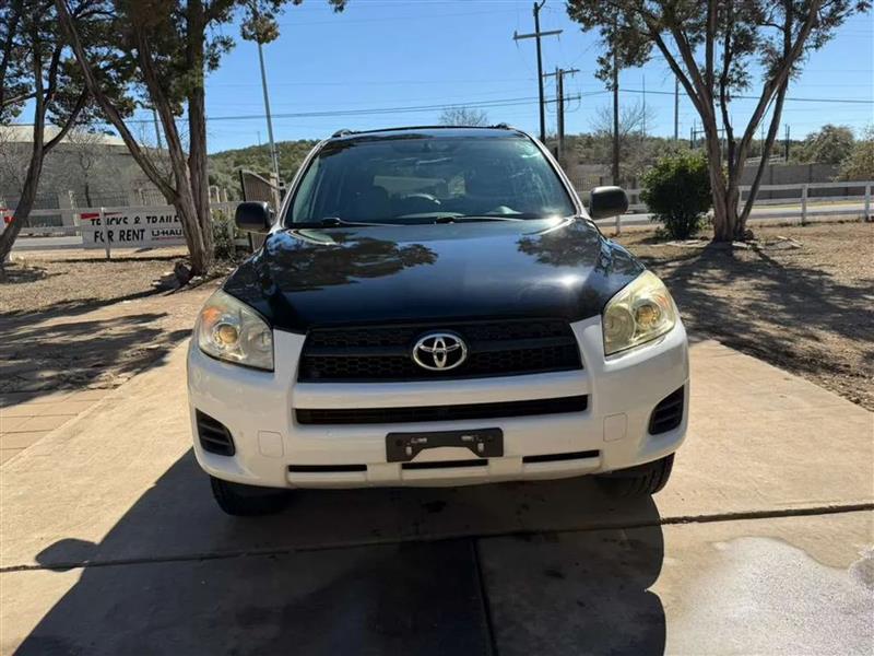 Toyota RAV4 Base I4 4WD 2011
