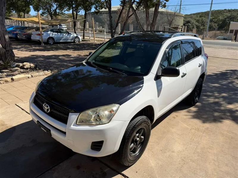 Toyota RAV4 Base I4 4WD 2011