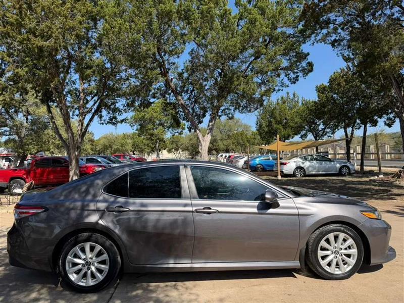 Toyota Camry LE 2018