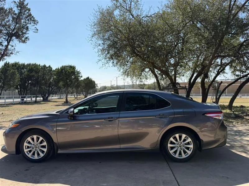 Toyota Camry LE 2018