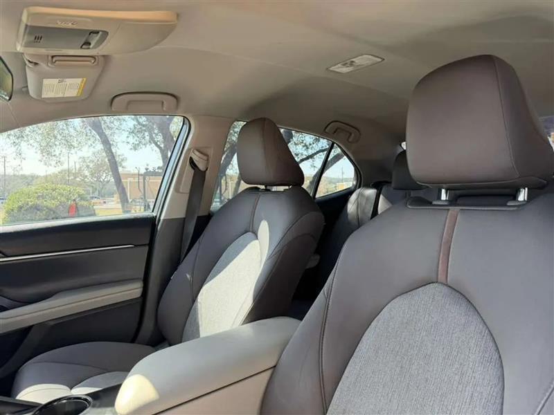 Toyota Camry LE 2018