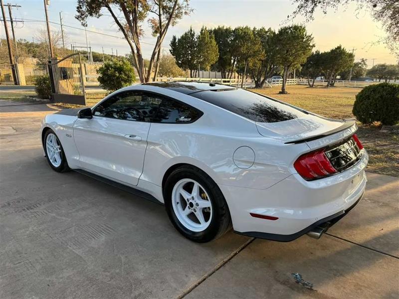 Ford Mustang GT Premium Coupe 2020