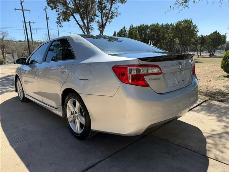 Toyota Camry SE 2014