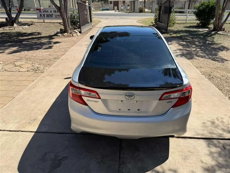 Toyota Camry SE 2014