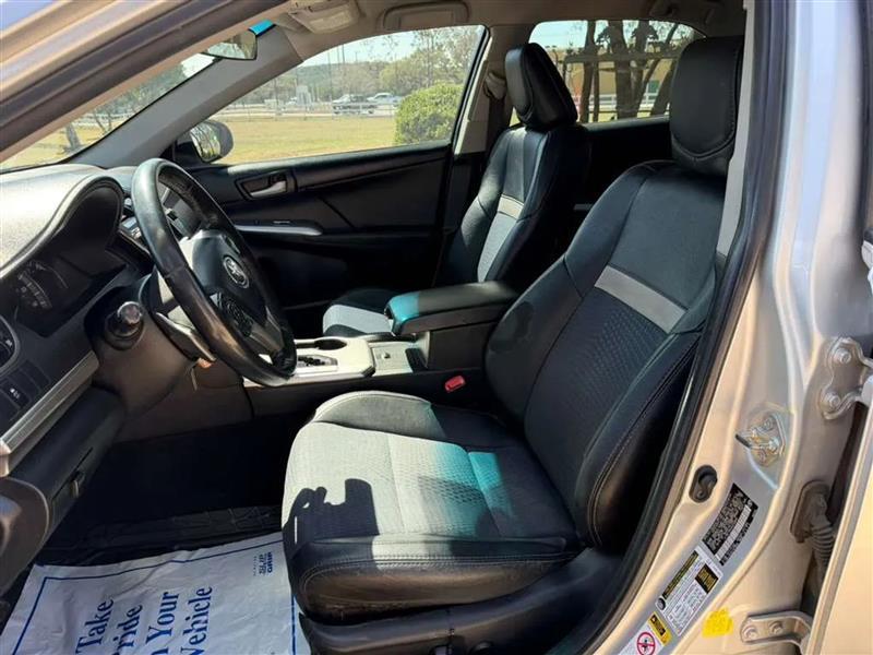 Toyota Camry SE 2014