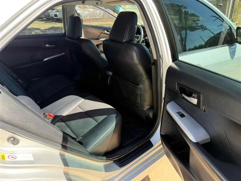 Toyota Camry SE 2014