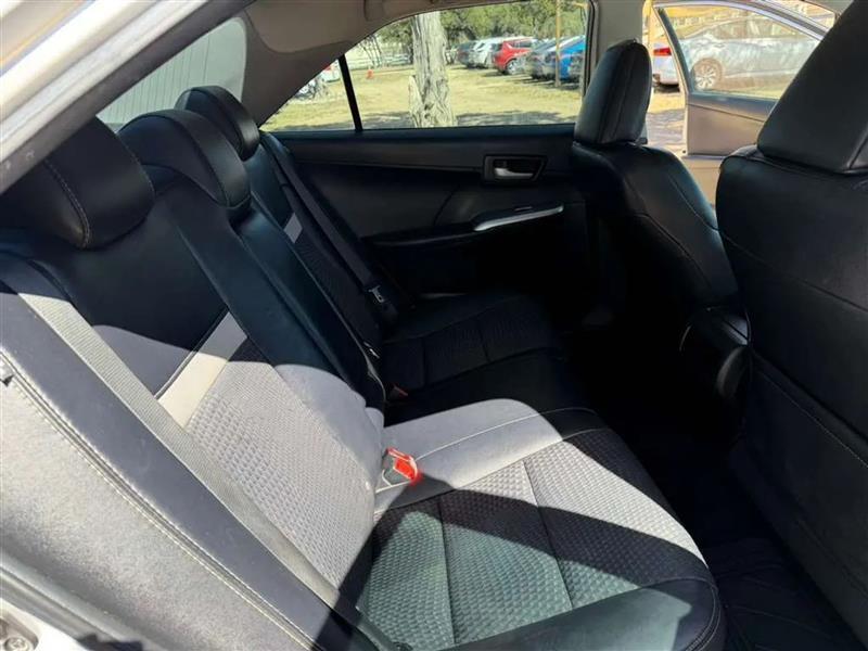 Toyota Camry SE 2014