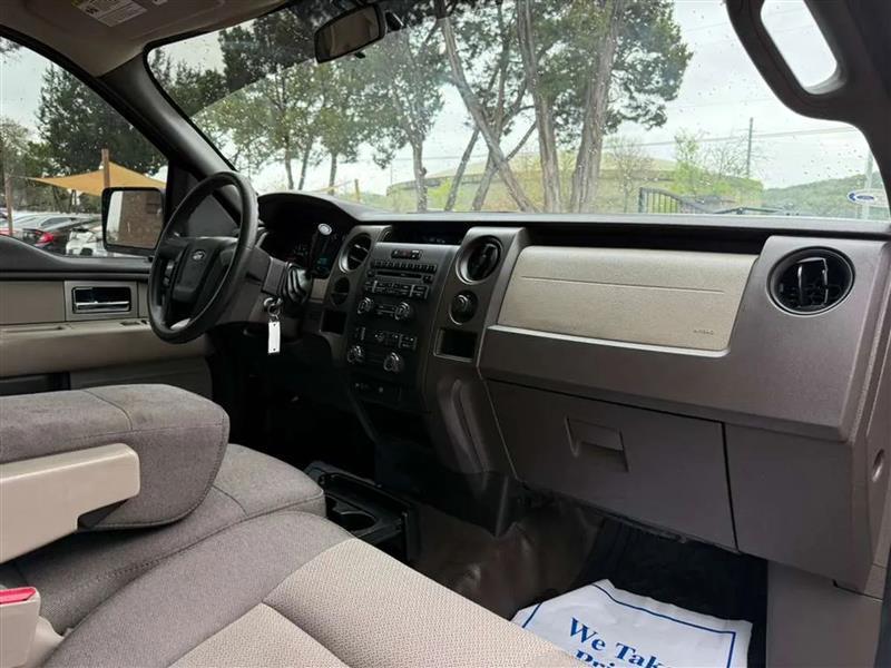 Ford F-150 STX 6.5-ft. Bed 2WD 2010