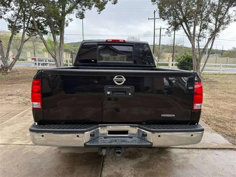 Nissan Titan SV Crew Cab 2WD 2014