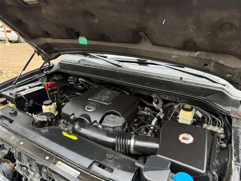 Nissan Titan SV Crew Cab 2WD 2014