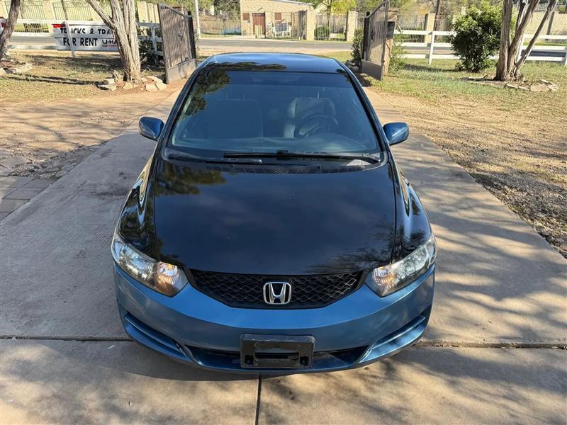 Honda Civic LX Coupe 5-Speed AT 2010