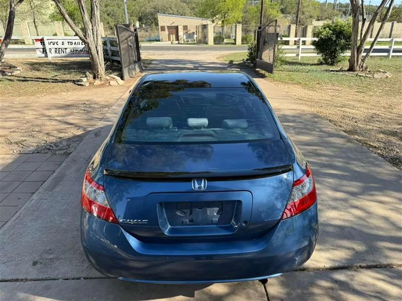 Honda Civic LX Coupe 5-Speed AT 2010