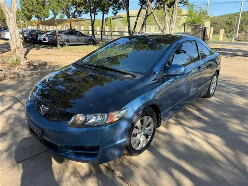 Honda Civic LX Coupe 5-Speed AT 2010