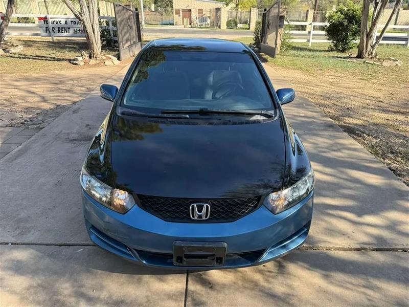 Honda Civic LX Coupe 5-Speed AT 2010
