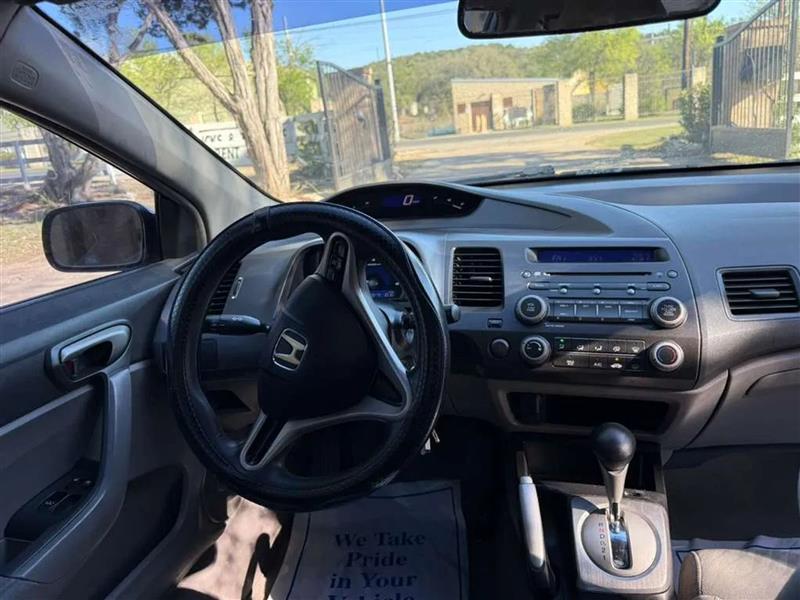 Honda Civic LX Coupe 5-Speed AT 2010