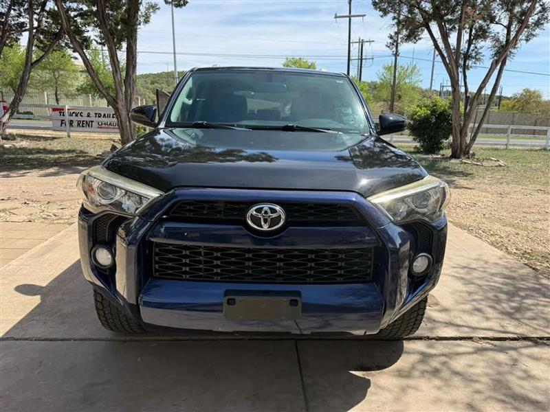 Toyota 4Runner SR5 2WD 2018