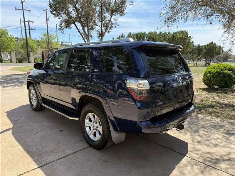 Toyota 4Runner SR5 2WD 2018
