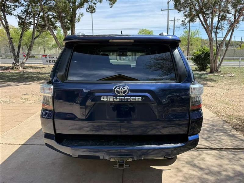 Toyota 4Runner SR5 2WD 2018