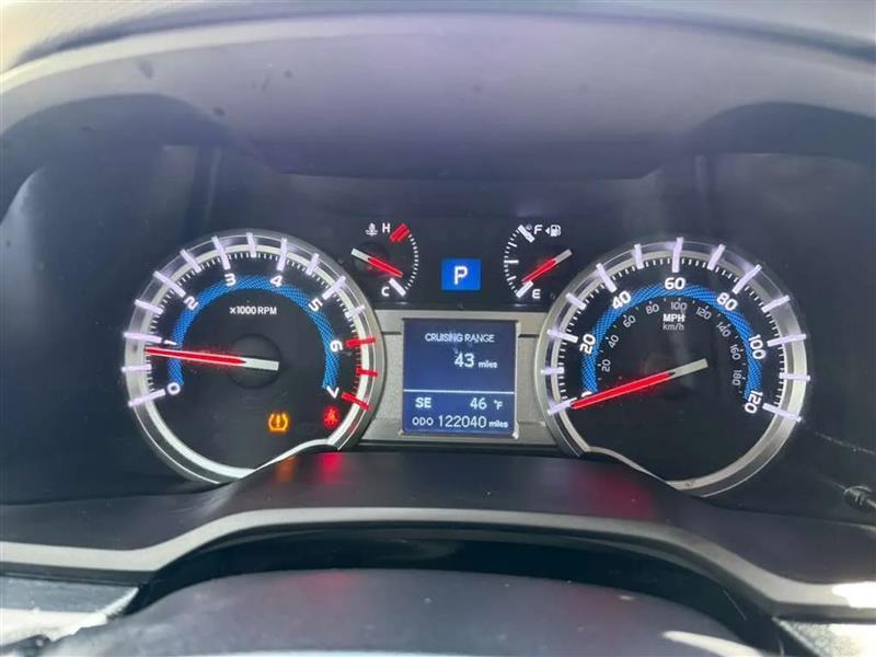 Toyota 4Runner SR5 2WD 2018