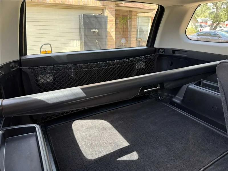 Toyota 4Runner SR5 2WD 2018