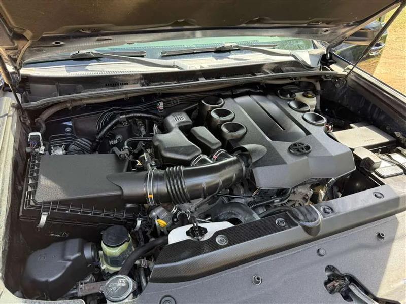 Toyota 4Runner SR5 2WD 2018