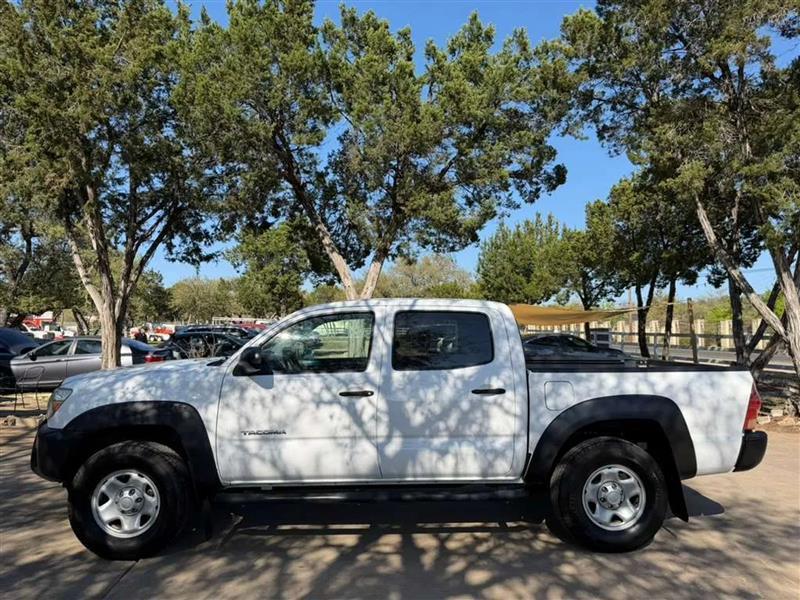 Toyota Tacoma PreRunner Double Cab I4 4AT 2WD 2015