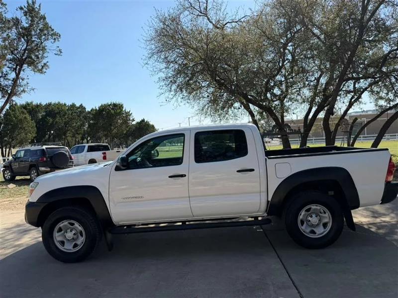 Toyota Tacoma PreRunner Double Cab I4 4AT 2WD 2015