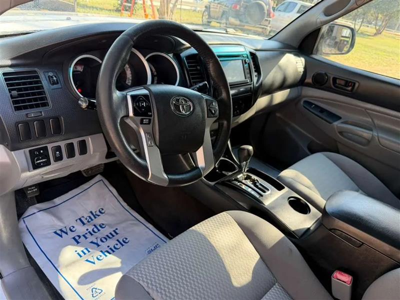 Toyota Tacoma PreRunner Double Cab I4 4AT 2WD 2015