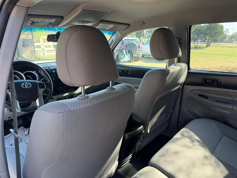 Toyota Tacoma PreRunner Double Cab I4 4AT 2WD 2015