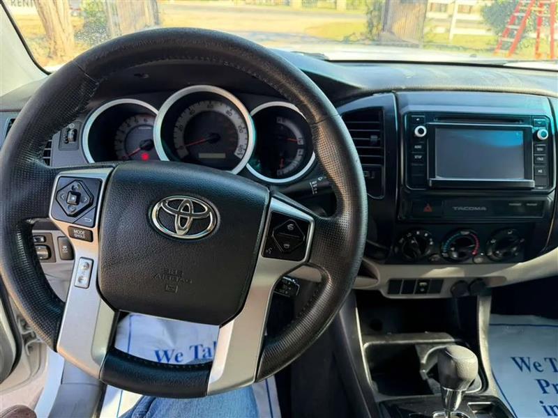 Toyota Tacoma PreRunner Double Cab I4 4AT 2WD 2015