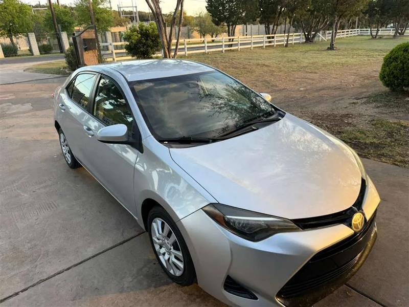 Toyota Corolla LE CVT 2017