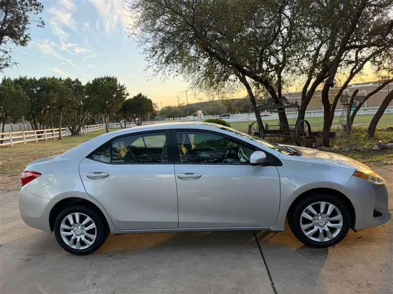 Toyota Corolla LE CVT 2017