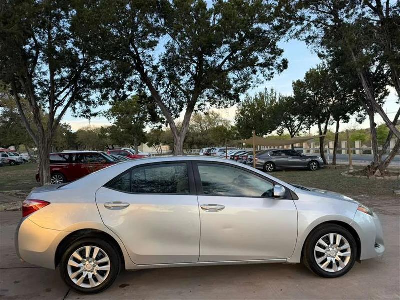 Toyota Corolla LE CVT 2017