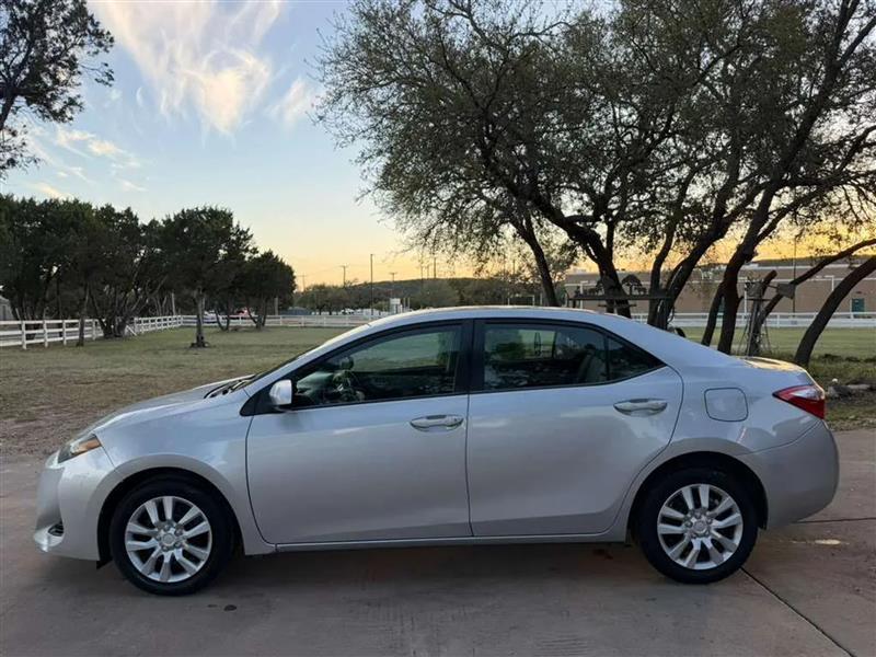 Toyota Corolla LE CVT 2017