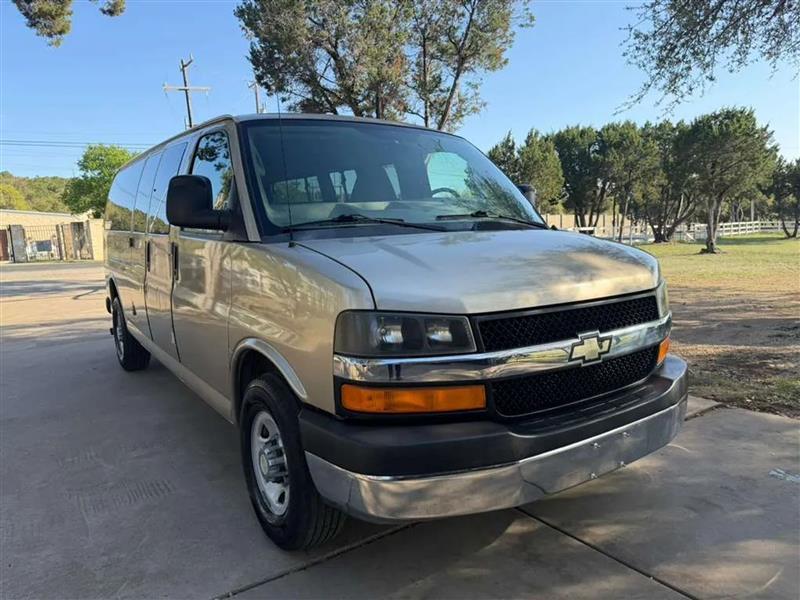 Chevrolet Express LT 3500 Extended 2013