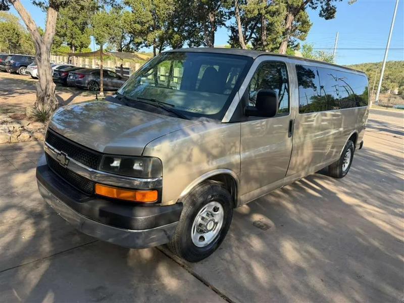 Chevrolet Express LT 3500 Extended 2013