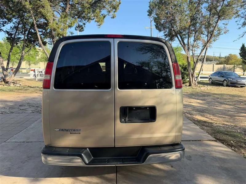 Chevrolet Express LT 3500 Extended 2013